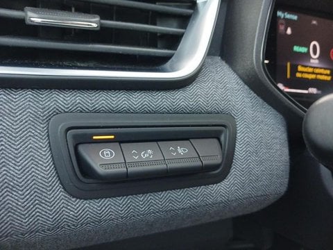 Voitures D'occasion À Nîmes | Renault Clio 1.6 E-Tech 145Ch Full Hybrid Techno - 25B