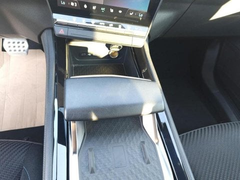 Voitures D'occasion À Nîmes | Renault Austral 1.2 E-Tech Full Hybrid 200Ch Iconic Esprit Alpine