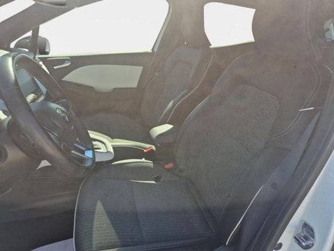 Voitures D'occasion À Nîmes | Renault Clio 1.6 E-Tech Hybride 140Ch Intens -21N