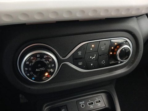 Voitures D'occasion À Nîmes | Renault Twingo E-Tech Electric Equilibre R80 Achat Intégral