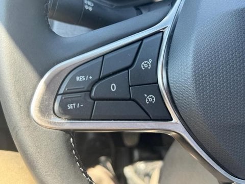 Voitures D'occasion À Nîmes | Renault Clio 1.5 Dci 100Ch Evolution - 25