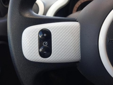 Voitures D'occasion À Nîmes | Renault Twingo E-Tech Electric Authentic R80 Achat Intégral