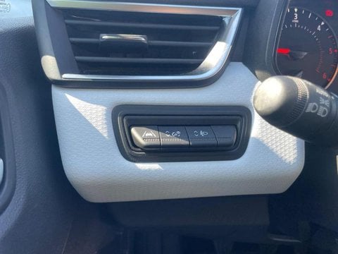Voitures D'occasion À Nîmes | Renault Clio 1.5 Blue Dci 100Ch Evolution