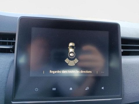 Voitures D'occasion À Nîmes | Renault Clio 1.6 E-Tech 145Ch Full Hybrid Evolution - 25