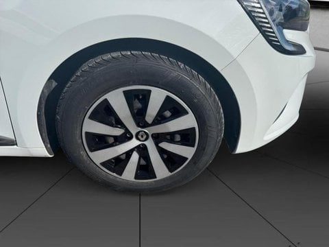 Voitures D'occasion À Nîmes | Renault Clio 1.6 E-Tech Hybride 145Ch Evolution
