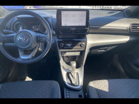 Voitures Occasion Toyota Yaris Cross 116H Collection Awd-I My22 À Nîmes