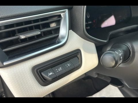 Voitures D'occasion À Nîmes | Renault Clio 1.6 E-Tech 145Ch Full Hybrid Techno