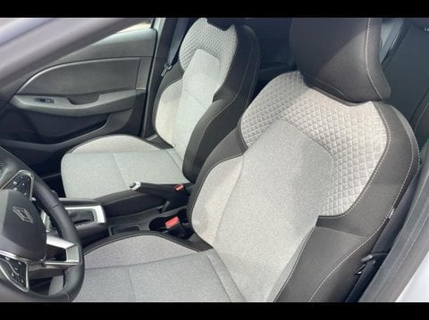 Voitures D'occasion À Nîmes | Renault Clio 1.6 E-Tech 145Ch Full Hybrid Evolution - 24