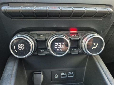 Voitures D'occasion À Lunel | Renault Captur 1.6 E-Tech Hybride 145Ch Engineered