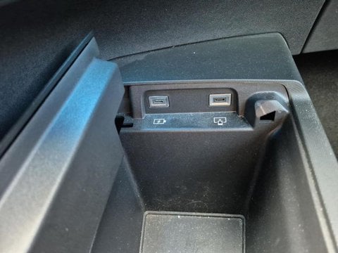 Voitures D'occasion À Lunel | Peugeot 3008 1.2 Hybrid 136Ch Allure E-Dcs6