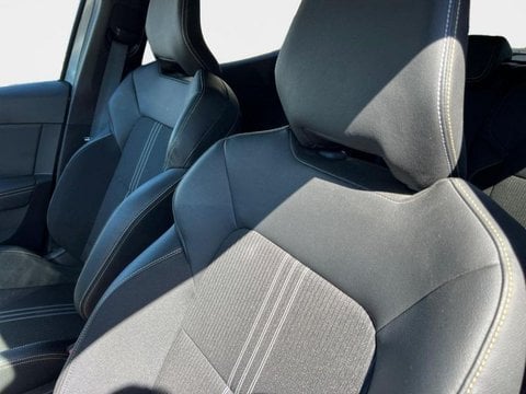 Voitures D'occasion À Orange | Renault Clio 1.6 E-Tech Hybride 145Ch Engineered