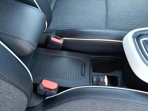 Voitures D'occasion À Orange | Renault Clio 1.6 E-Tech Hybride 145Ch Techno