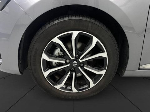 Voitures D'occasion À La Madeleine | Renault Clio 1.6 E-Tech 145Ch Full Hybrid Techno