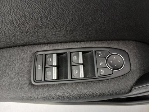 Voitures D'occasion À La Madeleine | Renault Captur 1.6 E-Tech Hybride Rechargeable 160Ch Intens...