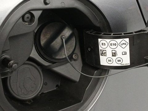 Voitures D'occasion À Petite Forêt | Renault Clio 1.0 Eco-G 100Ch Evolution - 25