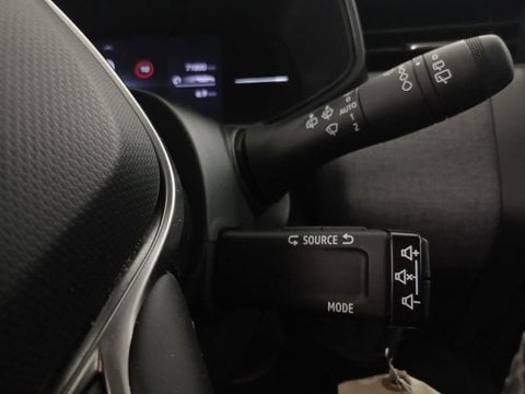 Voitures D'occasion À Petite Forêt | Renault Clio 1.5 Blue Dci 100Ch Evolution - 24