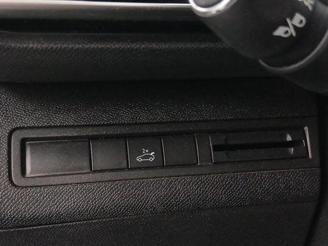 Voitures D'occasion À Petite Forêt | Peugeot 3008 1.5 Bluehdi 130Ch E6.C Gt Line S&S 7Cv