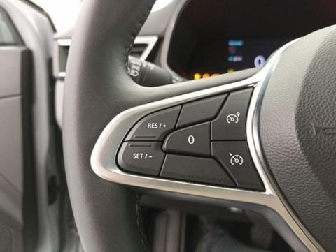 Voitures D'occasion À Petite Forêt | Renault Clio 1.6 E-Tech 145Ch Full Hybrid Evolution - 25