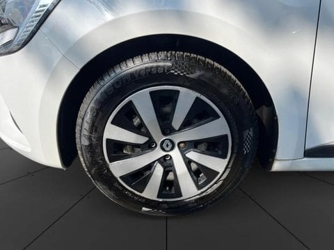 Voitures D'occasion À Petite Forêt | Renault Clio 1.6 E-Tech Hybride 145Ch Equilibre