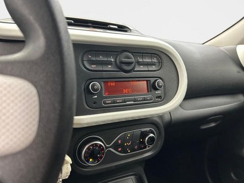 Voitures D'occasion À Petite Forêt | Renault Twingo E-Tech Electric Life R80 Achat Intégral - ...