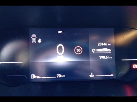 Voitures D'occasion À Petite Forêt | Renault Clio 1.0 Tce 90Ch Evolution - 24
