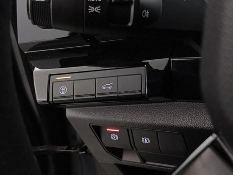 Voitures D'occasion À Petite Forêt | Renault Austral 1.2 E-Tech Full Hybrid 200Ch Iconic Esprit...