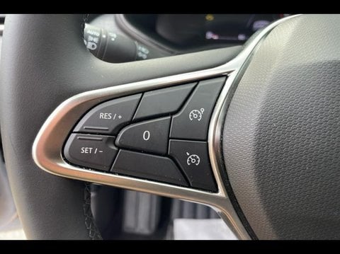Voitures D'occasion À Petite Forêt | Renault Clio 1.6 E-Tech 145Ch Full Hybrid Evolution - 25