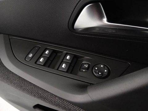 Voitures D'occasion À Petite Forêt | Peugeot 2008 1.2 Puretech 130Ch S&S Style