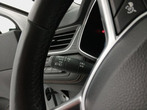 Voitures D'occasion À Roubaix | Renault Captur 1.6 E-Tech Hybride 145Ch Iconic