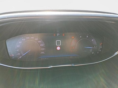 Voitures D'occasion À Roubaix | Peugeot 5008 1.5 Bluehdi 130Ch S&S Active Business Eat8