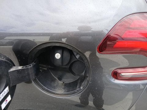 Voitures D'occasion À Seclin | Peugeot 208 1.2 Puretech 82Ch E6.2 Evap Active Business S&S 5P