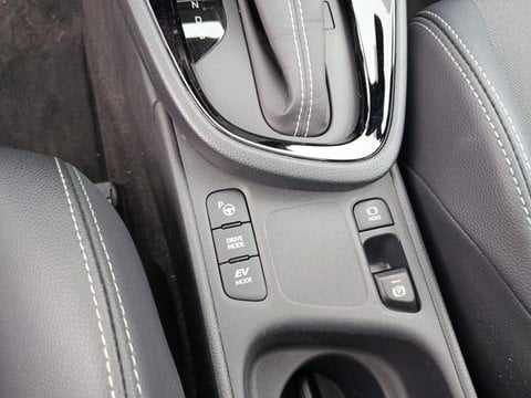 Voitures D'occasion À Seclin | Toyota Yaris Cross 130H Première Mc24