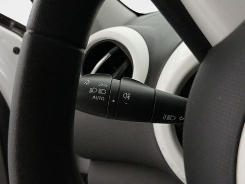Voitures D'occasion À Saint Amand Les Eaux | Renault Twingo E-Tech Electric Equilibre R80 Achat ...