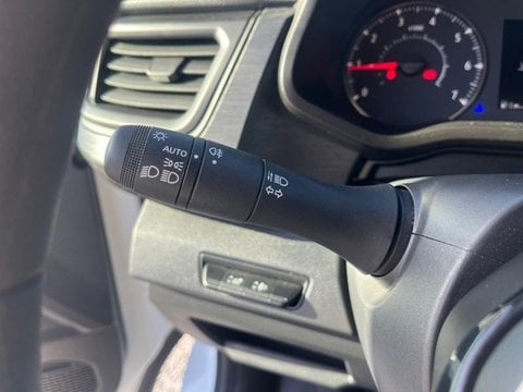 Voitures D'occasion À Saint Amand Les Eaux | Renault Trafic Combi L1 2.0 Blue Dci 150Ch S&S Zen ...