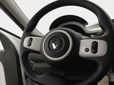 Voitures D'occasion À Saint Amand Les Eaux | Renault Twingo E-Tech Electric Equilibre R80 Achat ...
