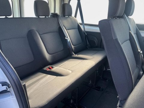 Voitures D'occasion À Saint Amand Les Eaux | Renault Trafic Combi L1 2.0 Blue Dci 150Ch S&S Zen ...