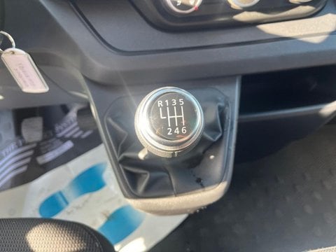Voitures D'occasion À Saint Amand Les Eaux | Renault Trafic Combi L1 2.0 Blue Dci 150Ch S&S Zen ...