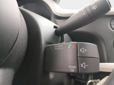 Voitures D'occasion À Saint Amand Les Eaux | Renault Twingo E-Tech Electric Life R80 Achat Inté...