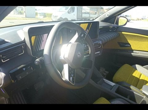 Voitures D'occasion À Saint-Pol-Sur-Ternoise | Renault 5 E-Tech Electrique 150Ch Iconic Cinq Aut...