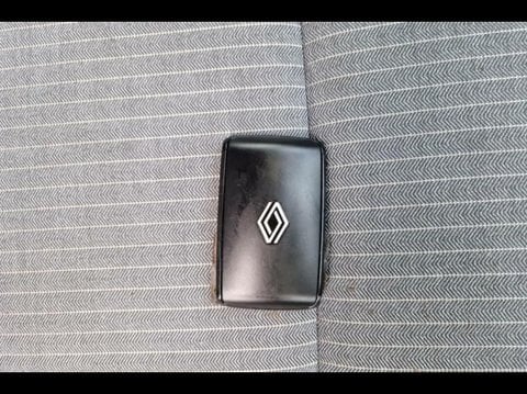 Voitures D'occasion À Valreas | Renault Clio 1.6 E-Tech 145Ch Full Hybrid Techno - 24