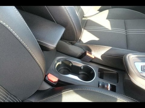 Voitures D'occasion À Valreas | Renault Captur 1.6 E-Tech Hybride 145Ch Engineered