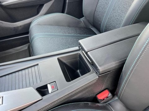 Voitures D'occasion À Valreas | Peugeot 308 1.2 Hybrid 136Ch Allure E-Dcs6