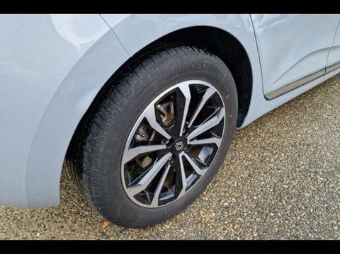 Voitures D'occasion À Valreas | Renault Clio 1.6 E-Tech 145Ch Full Hybrid Techno - 24