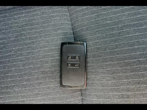 Voitures D'occasion À Valreas | Renault Clio 1.3 Tce 140Ch Intens -21N
