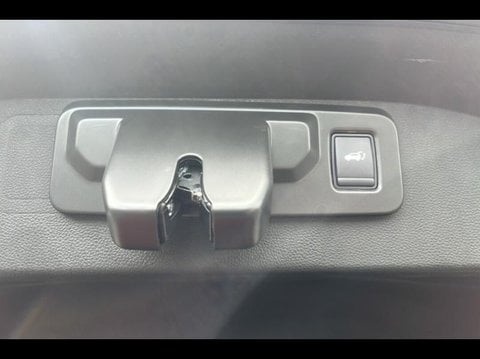 Voitures D'occasion À Valenciennes | Renault Austral 1.2 E-Tech Full Hybrid 200Ch Iconic Esprit ...