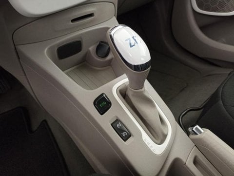 Voitures D'occasion À Valenciennes | Renault Zoe Life Charge Normale R90 My19