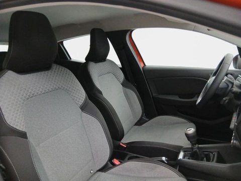 Voitures D'occasion À Villeneuve D'ascq | Renault Clio 1.0 Tce 90Ch Evolution - 25