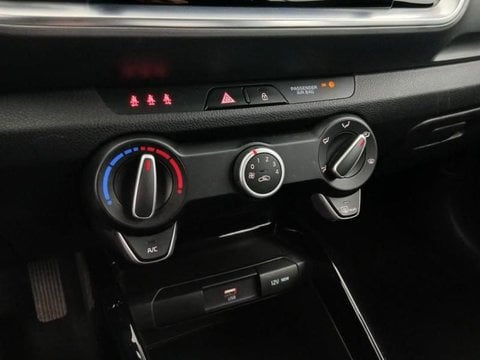 Voitures D'occasion À Villeneuve D'ascq | Kia Stonic 1.0 T-Gdi 120Ch Mhev Active Ibvm6