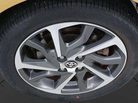Voitures D'occasion À Villeneuve D'ascq | Toyota Yaris 100H Dynamic 5P My19