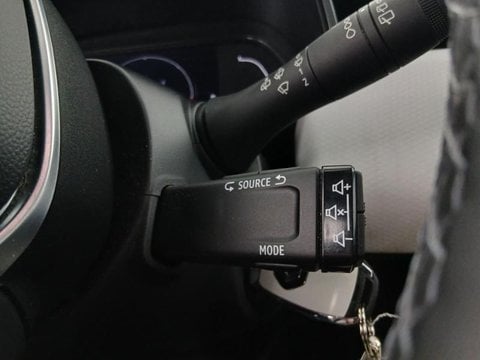 Voitures D'occasion À Villeneuve D'ascq | Renault Clio 1.6 E-Tech Hybride 140Ch Limited -21N